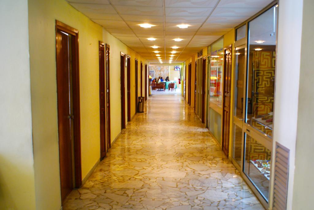 Hotel Sawa Douala Exteriör bild