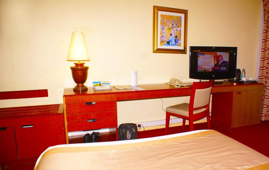 Hotel Sawa Douala Exteriör bild