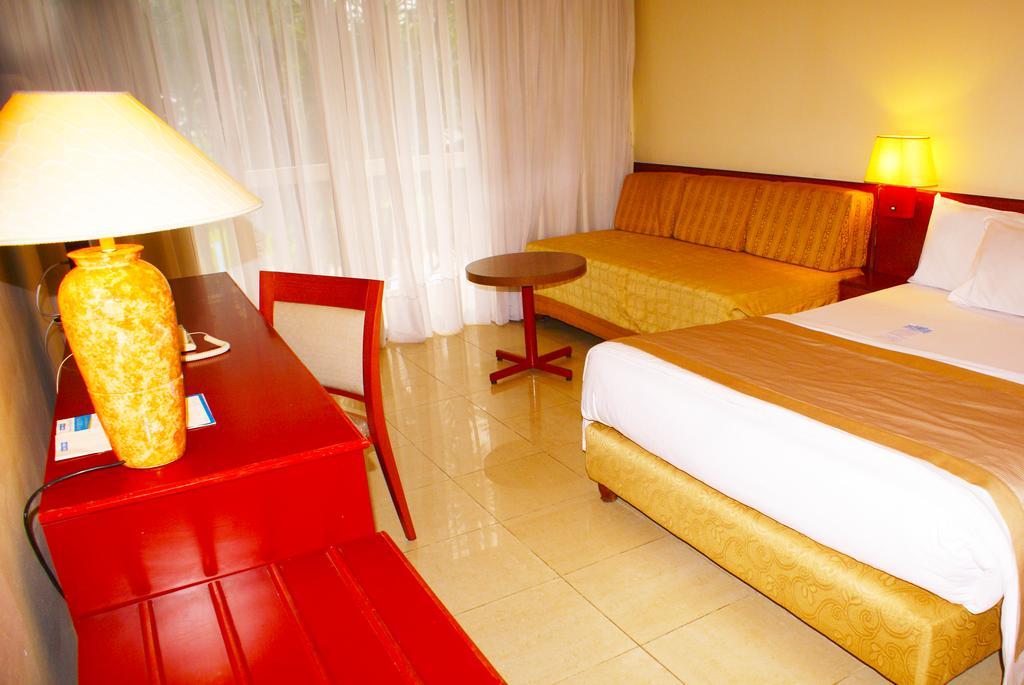 Hotel Sawa Douala Exteriör bild