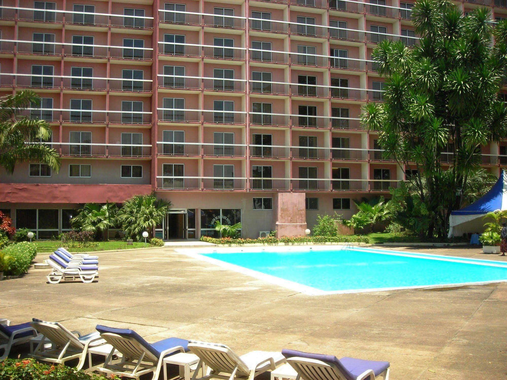 Hotel Sawa Douala Exteriör bild