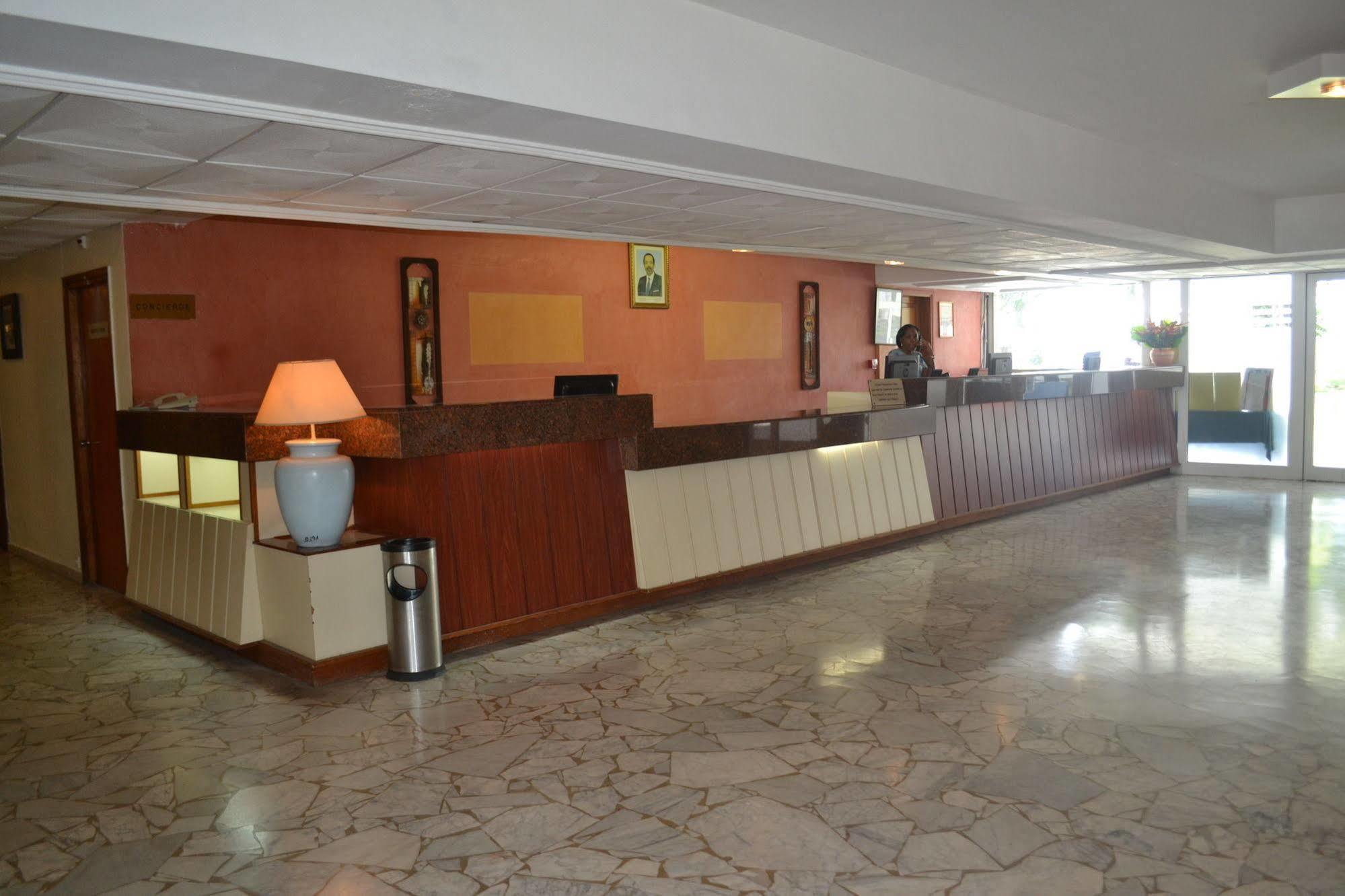 Hotel Sawa Douala Exteriör bild
