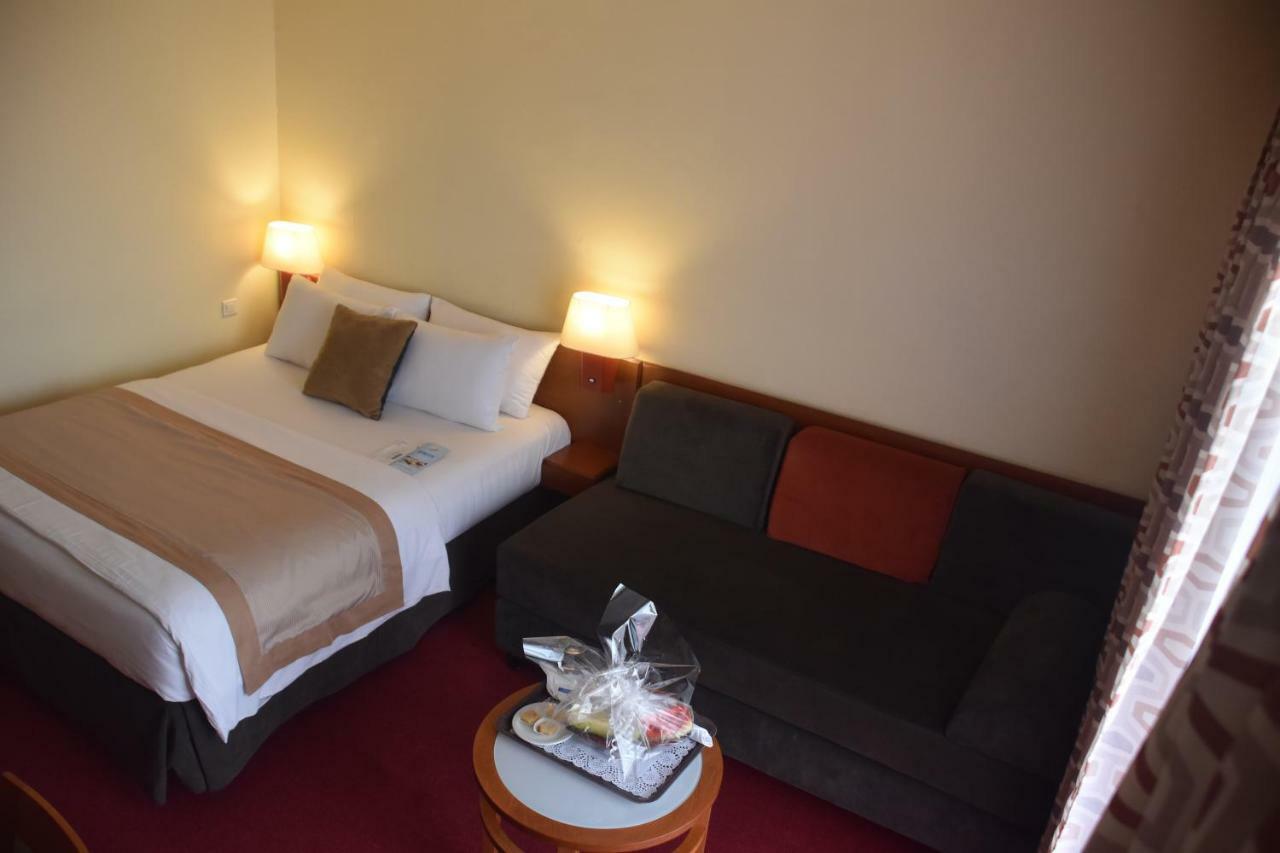 Hotel Sawa Douala Exteriör bild